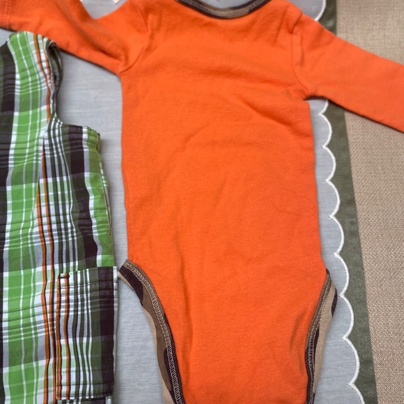 Carters 0-3 Months Romper Shorts with Matching Bodysuit Lion Themed - Picture 16 of 16